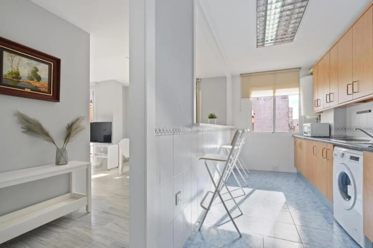 Apartment Apartamento En Calle Cuarteles De Dos Habitaciones Málaga